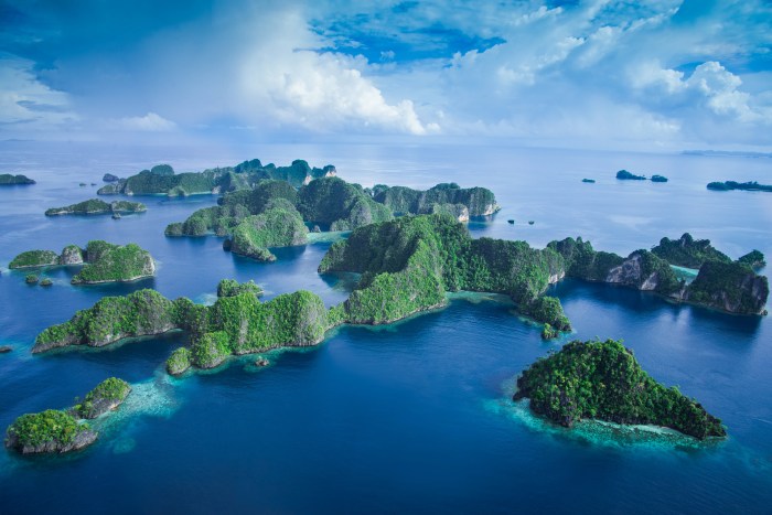 Indonesia islands many